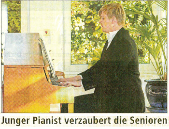 Zeitungsartikel 2011: Junger Pianist verzaubert Senioren